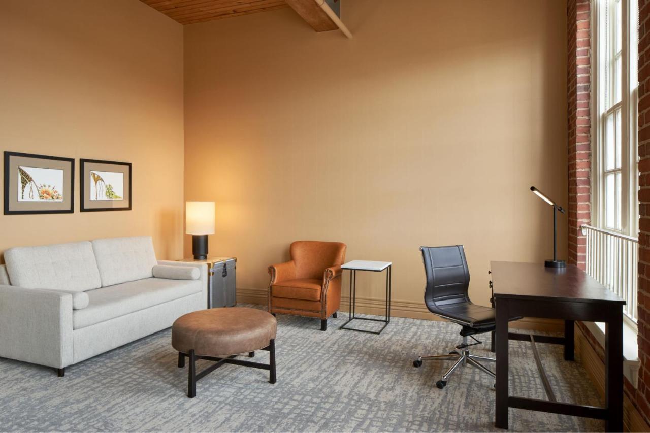 Craddock Terry Hotel, Lynchburg, A Tribute Portfolio Hotel Eksteriør billede